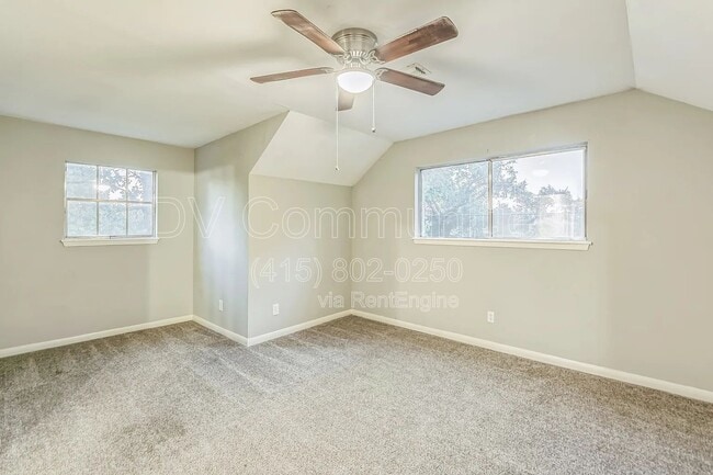 Building Photo - 1617 3rd St