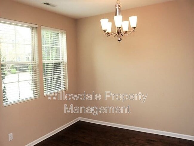 Building Photo - 702 Wickham Ridge Rd