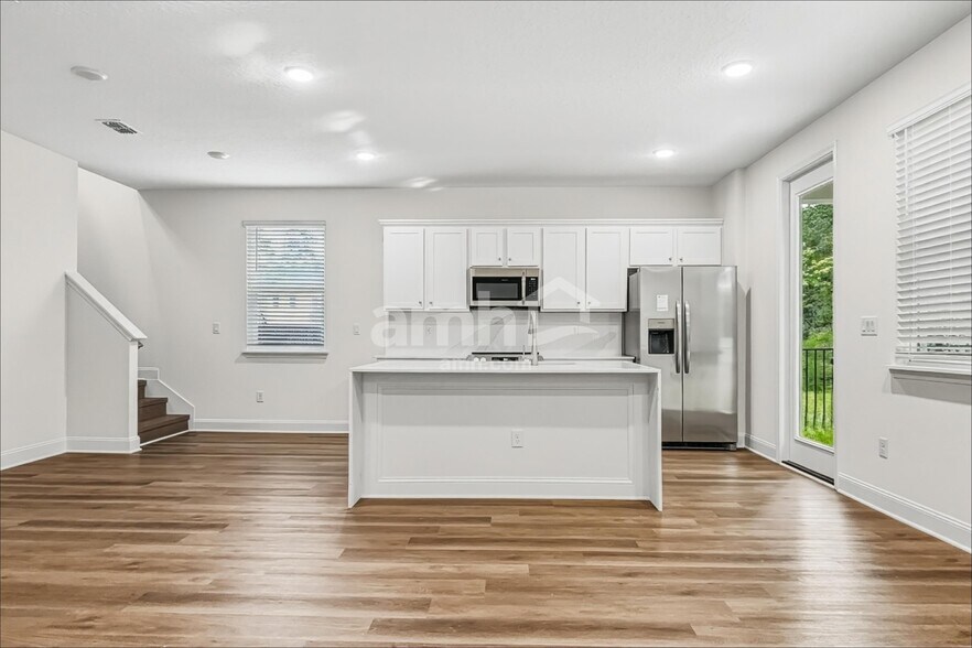 Building Photo - 3016 Crawfords Cove Cir