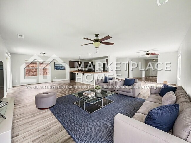 Building Photo - 201 Sedgewick Dr