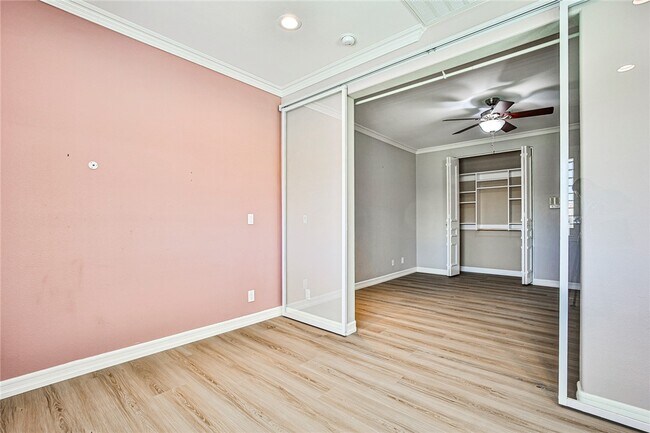 Building Photo - 3137 Beach View Ct