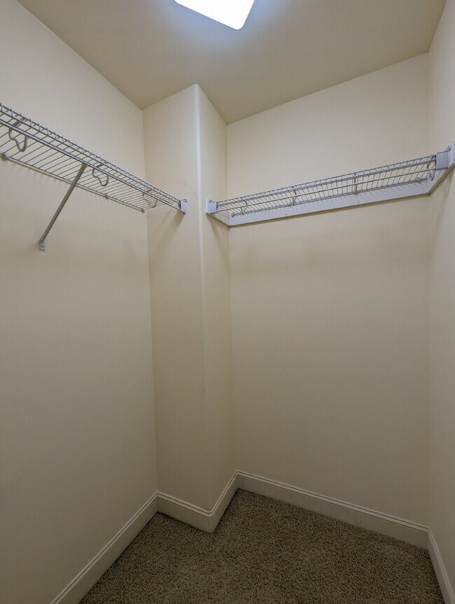 Building Photo - 2495 Old Taylor Rd