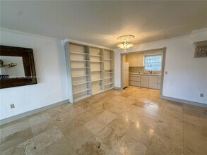 Building Photo - 7550 SW 82nd St