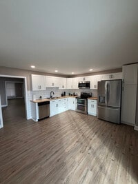 Building Photo - 1019 Howertown Rd