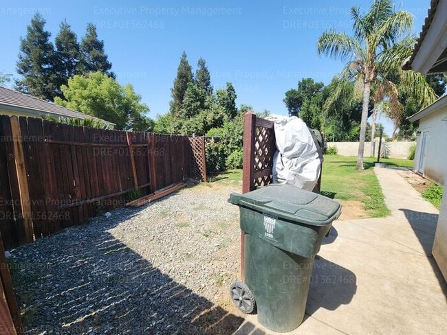Building Photo - This house is in a great LOCATION (Callowa...