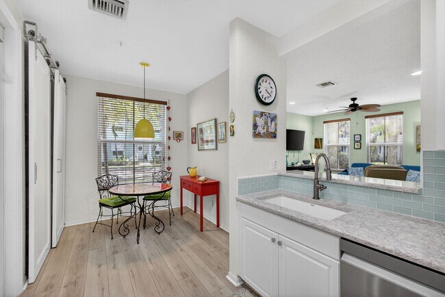 Building Photo - 4345 Parkside Dr