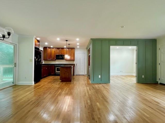 Building Photo - 5933 Old Stone Mountain Rd