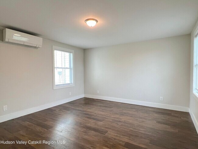 Building Photo - 230 NY-32