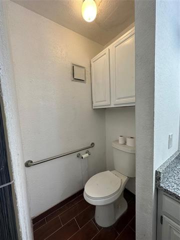 Building Photo - 15221 Berry Trail