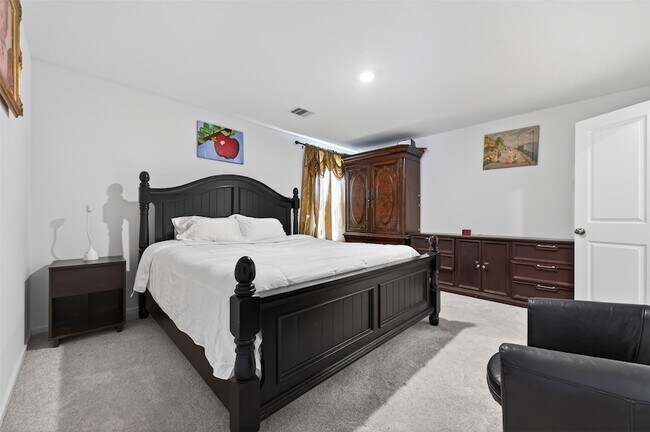 Building Photo - 16703 Rolling Pasture Ln