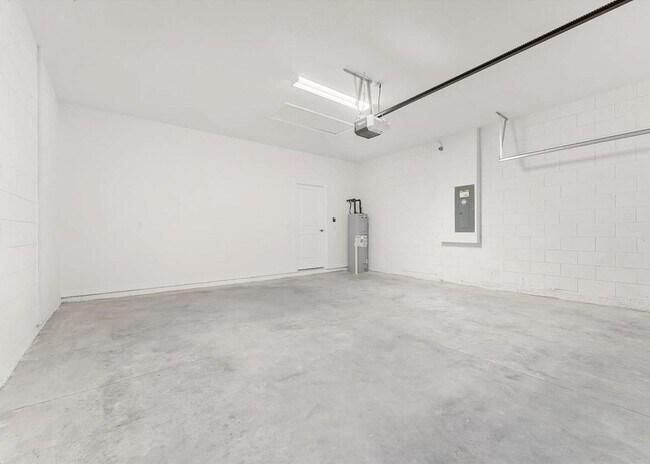 Building Photo - 4008 NW 48th Ter Rd
