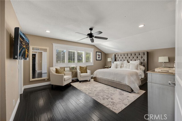 Building Photo - 1320 N Van Gogh Cir