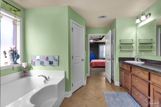 Building Photo - 6165 Winchester Cir