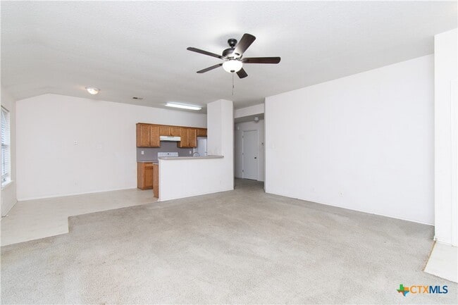 Building Photo - 3402 Toledo Dr