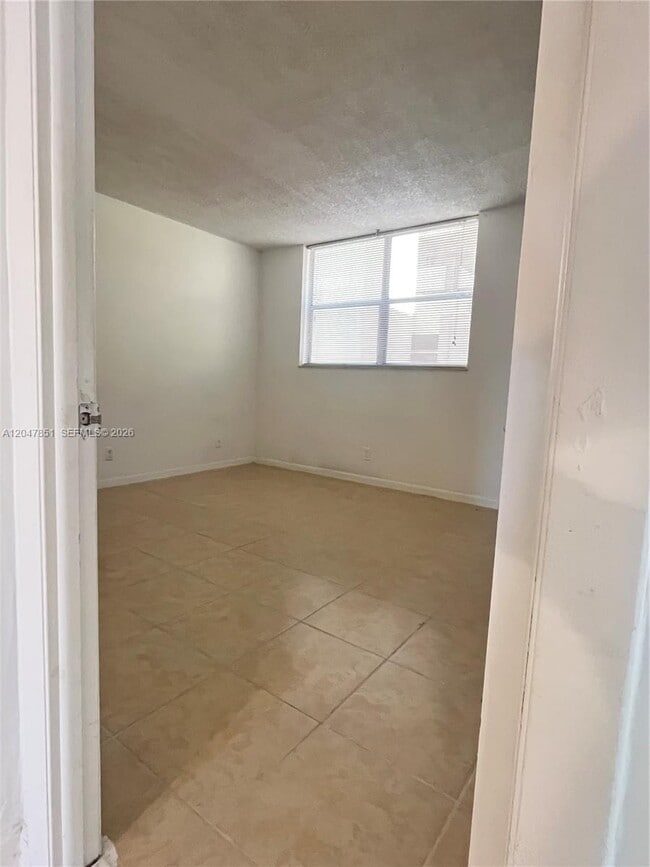 Building Photo - 403 NW 68th Ave