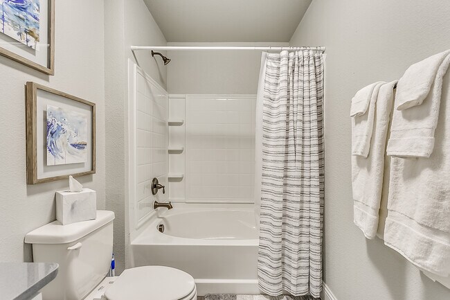 Building Photo - 4008 Sheraton Rd