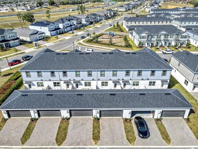 Building Photo - 691 Pothos St