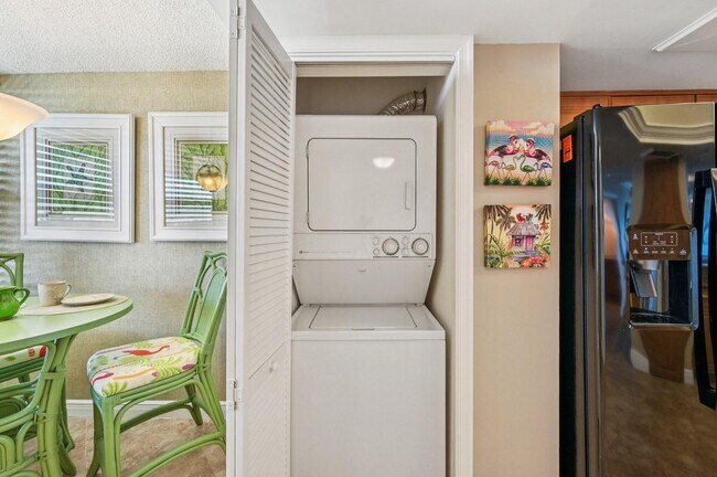 Building Photo - 8880 S Ocean Dr