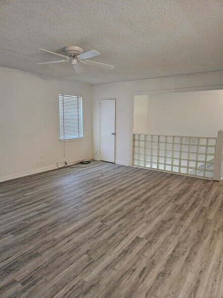 Building Photo - 2846 Walton Way