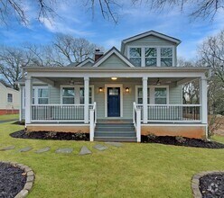 Building Photo - Minutes from Downtown Greenville in a Beau...