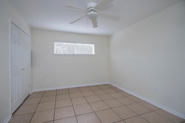 Building Photo - 3702 Flora St