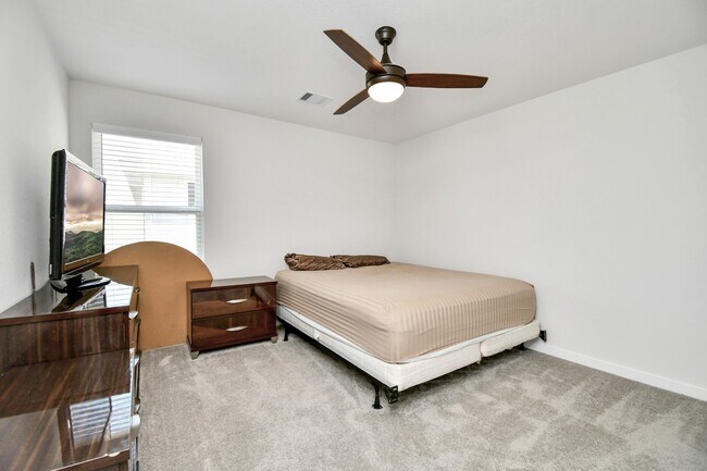 Building Photo - 4653 Cleo Day Dr