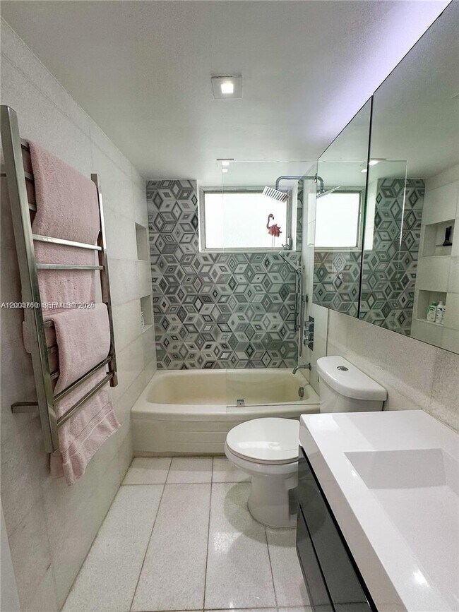 Building Photo - 1400 Pennsylvania Ave