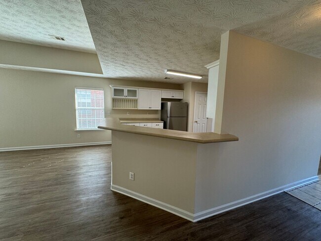 Building Photo - Prattville Home