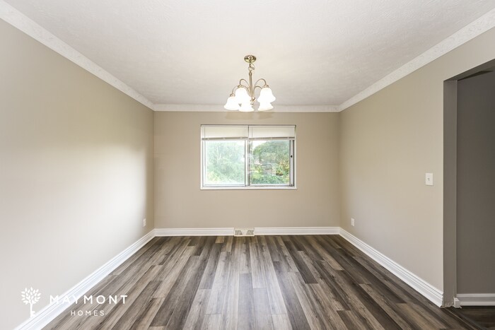 Building Photo - 3506 Lindenwood Dr