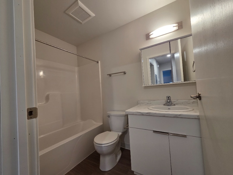 Building Photo - 211 1st Ave NW