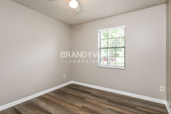 Building Photo - 6813 Westborough Ln