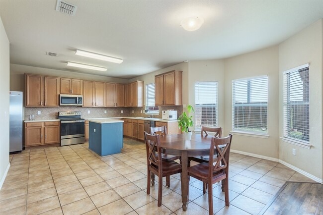 Building Photo - 14504 Eaglemont Dr