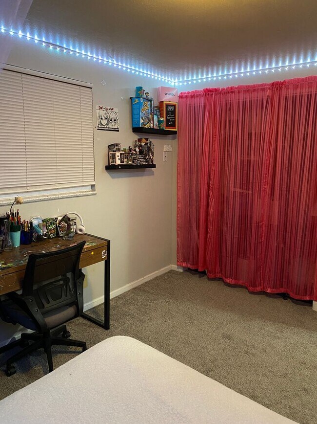 Building Photo - Move In by Nov 15 & Save - Spacious Ranch ...