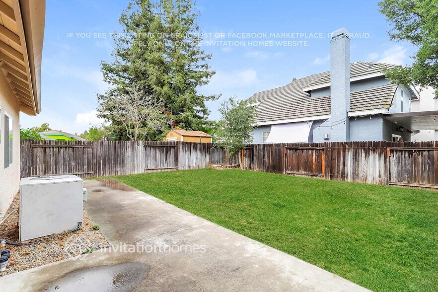 Building Photo - 8975 Bertwin Way