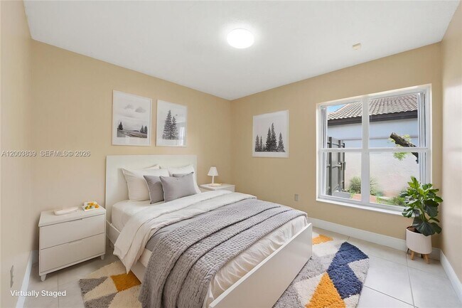 Building Photo - 631 SW 88th Ct