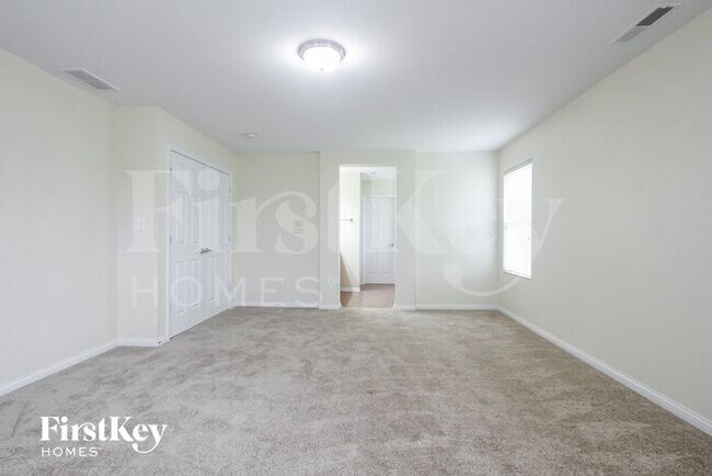Building Photo - 8038 Harshaw Dr