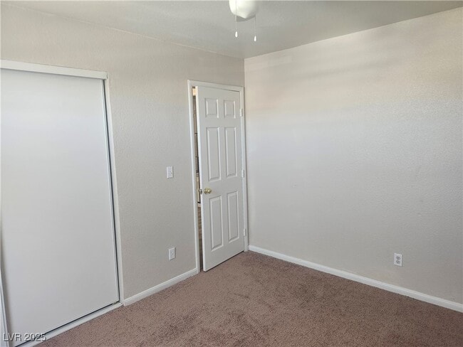 Building Photo - 3850 Steinbeck Dr