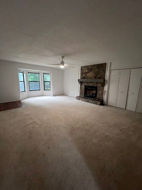 Building Photo - 4471 Ambras Way NW