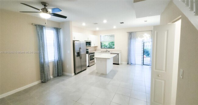 Building Photo - 14817 SW 183rd Terrace