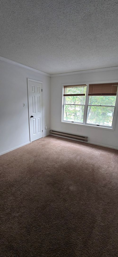 Building Photo - Amazing 3 bedroom in Henryville