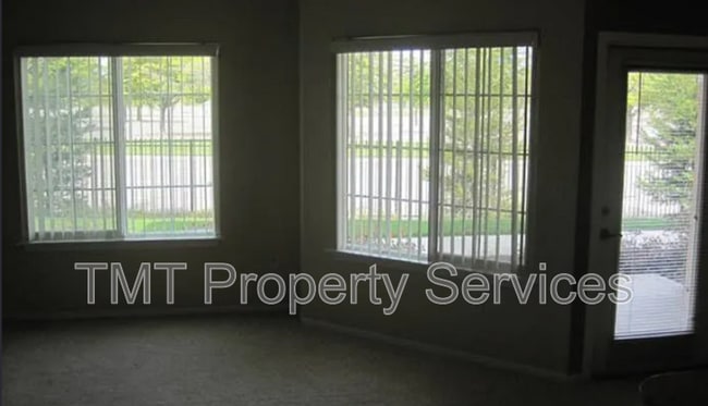 Building Photo - 4200 E Commerce Way