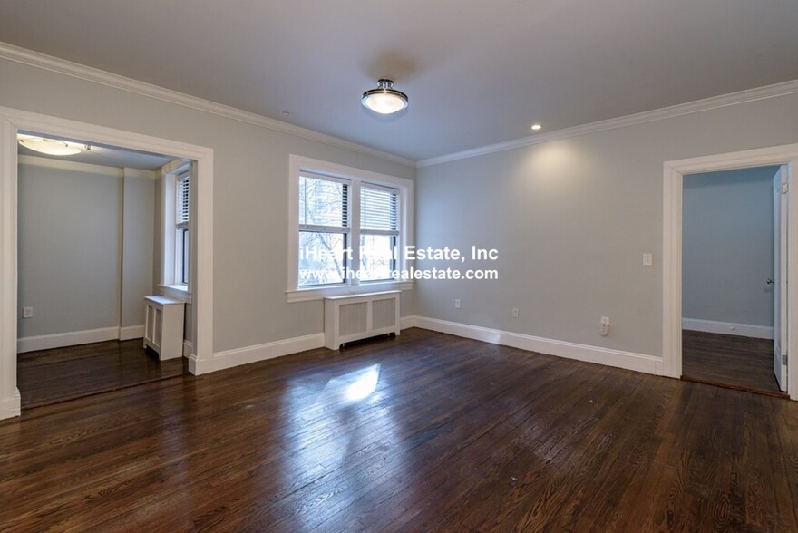 Building Photo - 86 Jersey St