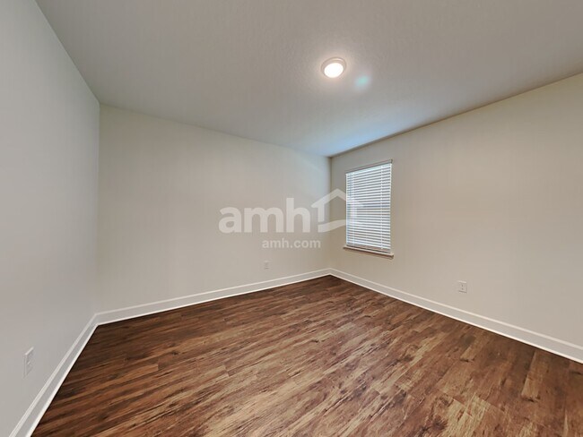 Building Photo - 12337 Paperbark Pl