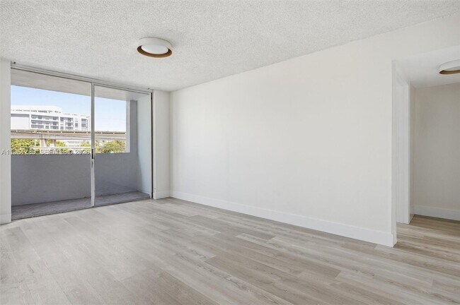 Building Photo - 1010 NW 11th St