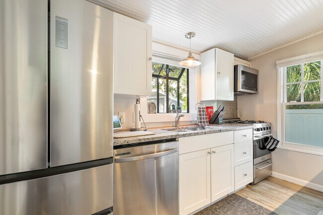 Building Photo - 2402 52nd St S