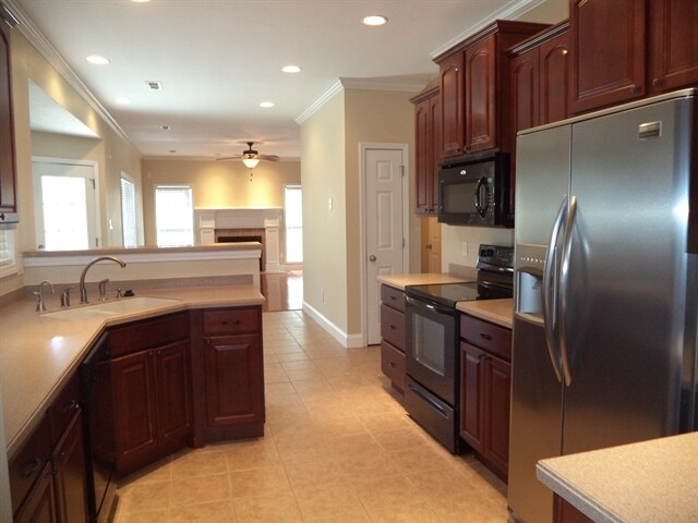 Building Photo - 3212 Rolling Hills Ln