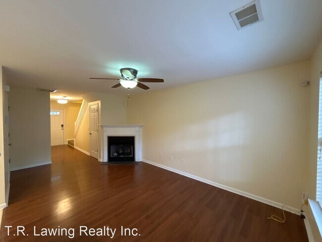 Building Photo - 2 br, 2.5 bath House - 10012 University Pa...