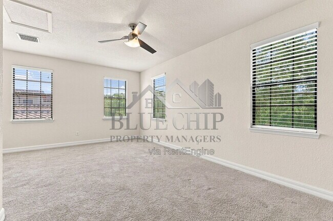 Building Photo - 10449 Henbury St