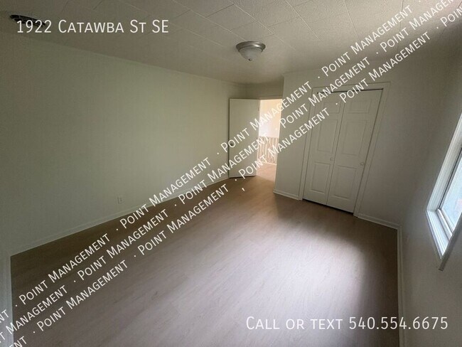 Building Photo - 1922 Catawba St SE