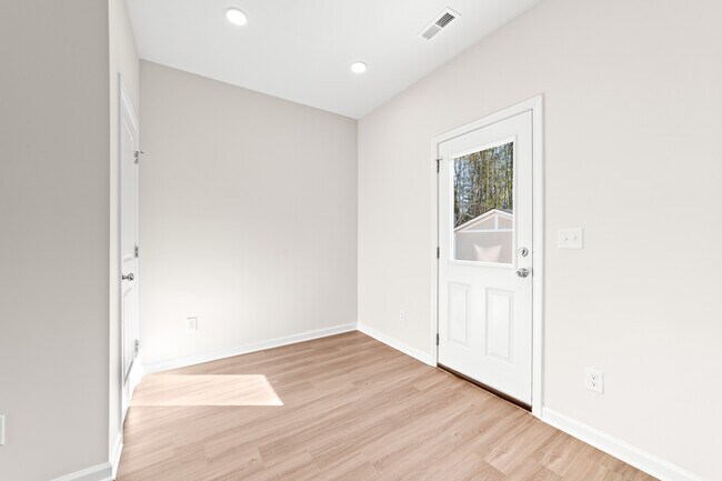 Building Photo - 1132 N 14th St